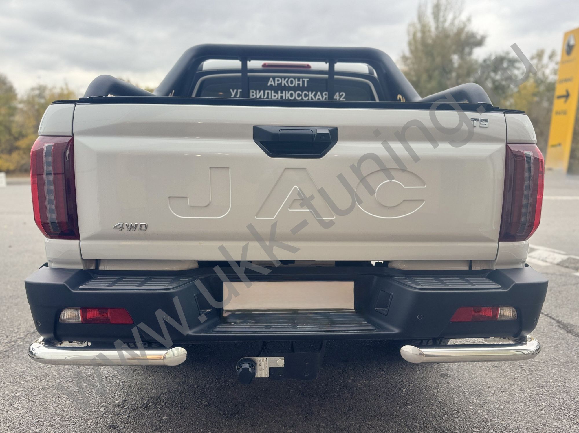 Защита заднего бампера угловая JAC T9 с 2021