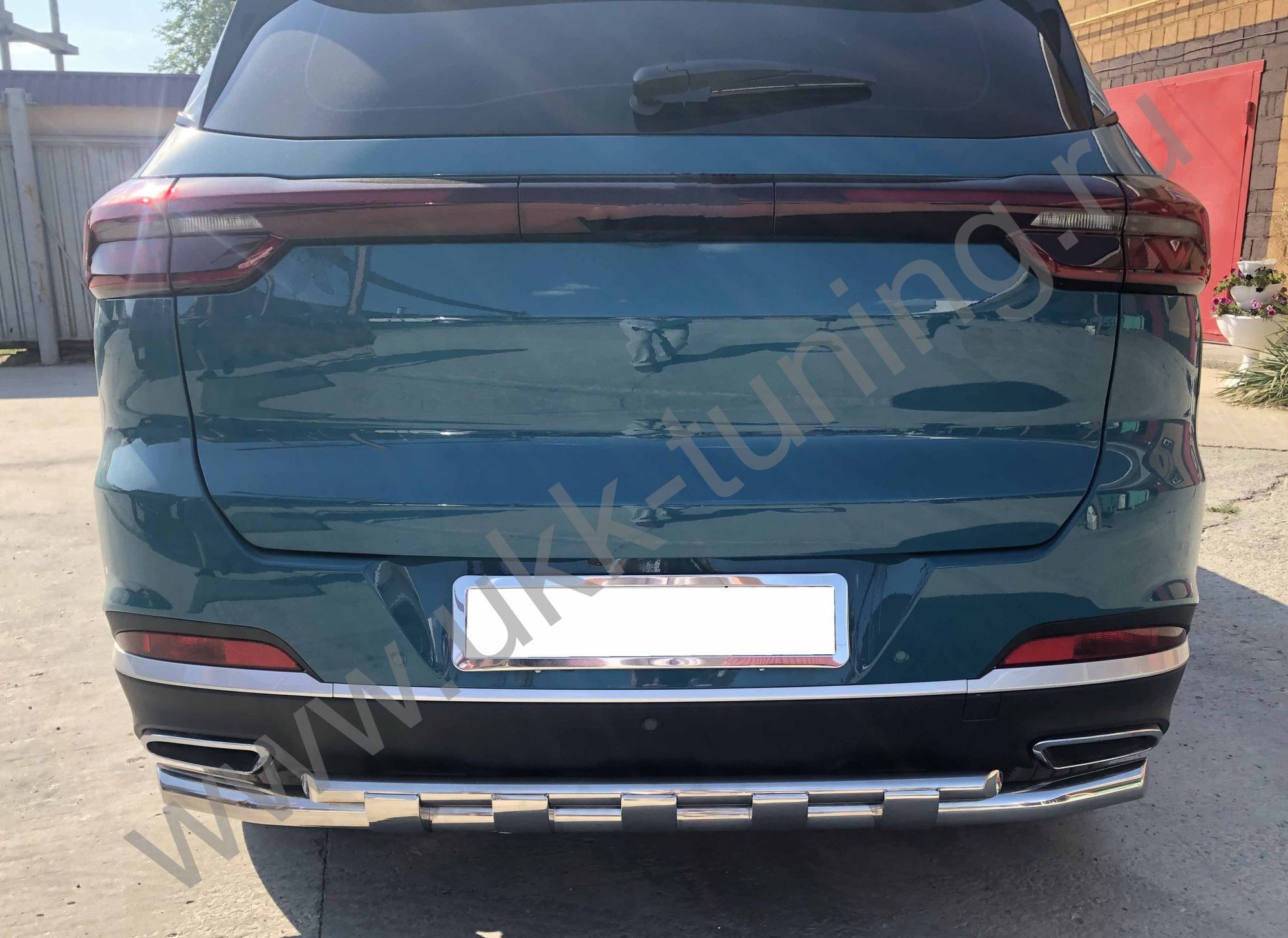 Защита заднего бампера двойная с перемычками Xcite X-Cross 7 с 2024