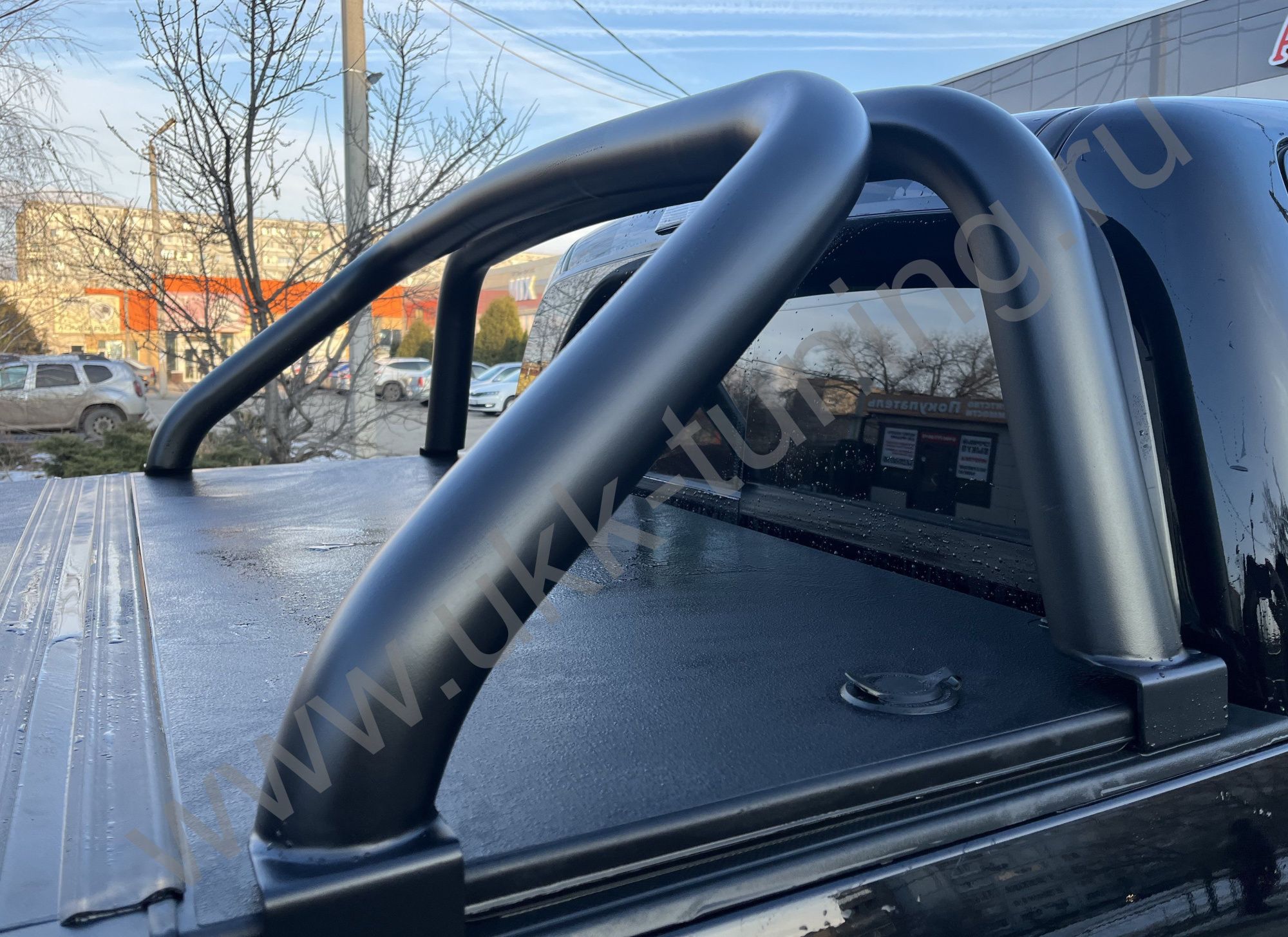 Защитные дуга под трехсекционную крышку с покрытием "раптор" Toyota Tacoma TRD Sport с 2018 Защитные дуга под трехсекционную крышку с покрытием "раптор" Toyota Tacoma TRD Sport с 2018