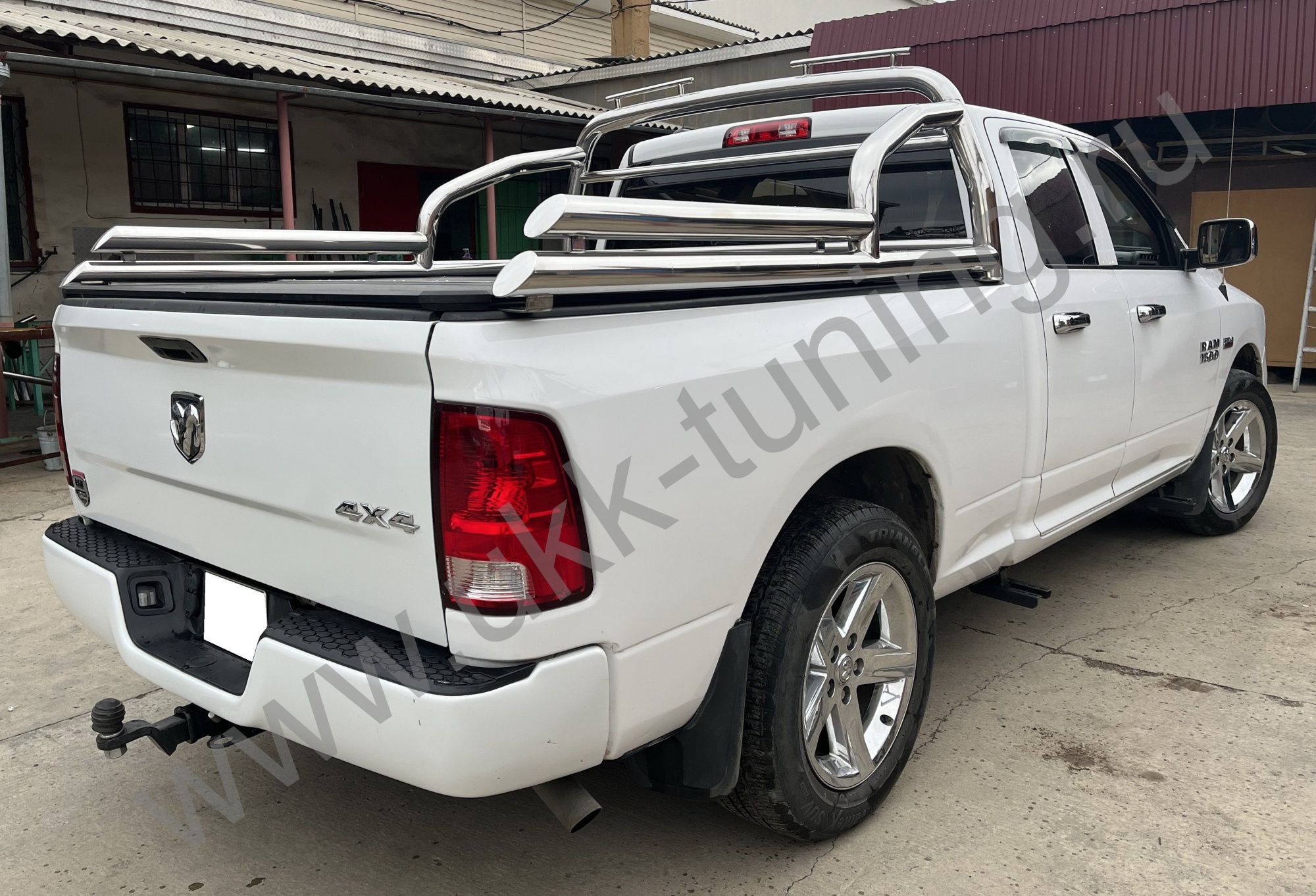 Защитные дуги в кузов Dodge RAM 1500 Crew Cab с 2018-2018