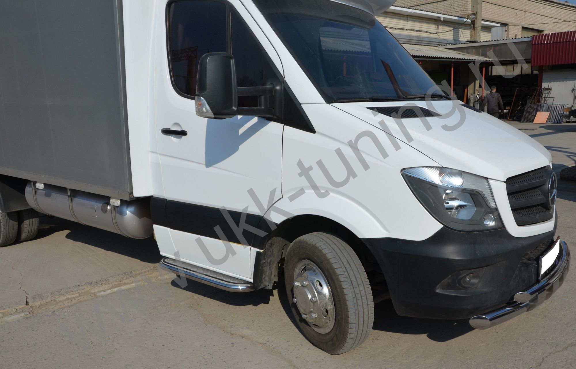 Боковые подножки Mercedes-Benz Sprinter с 2012 ступень