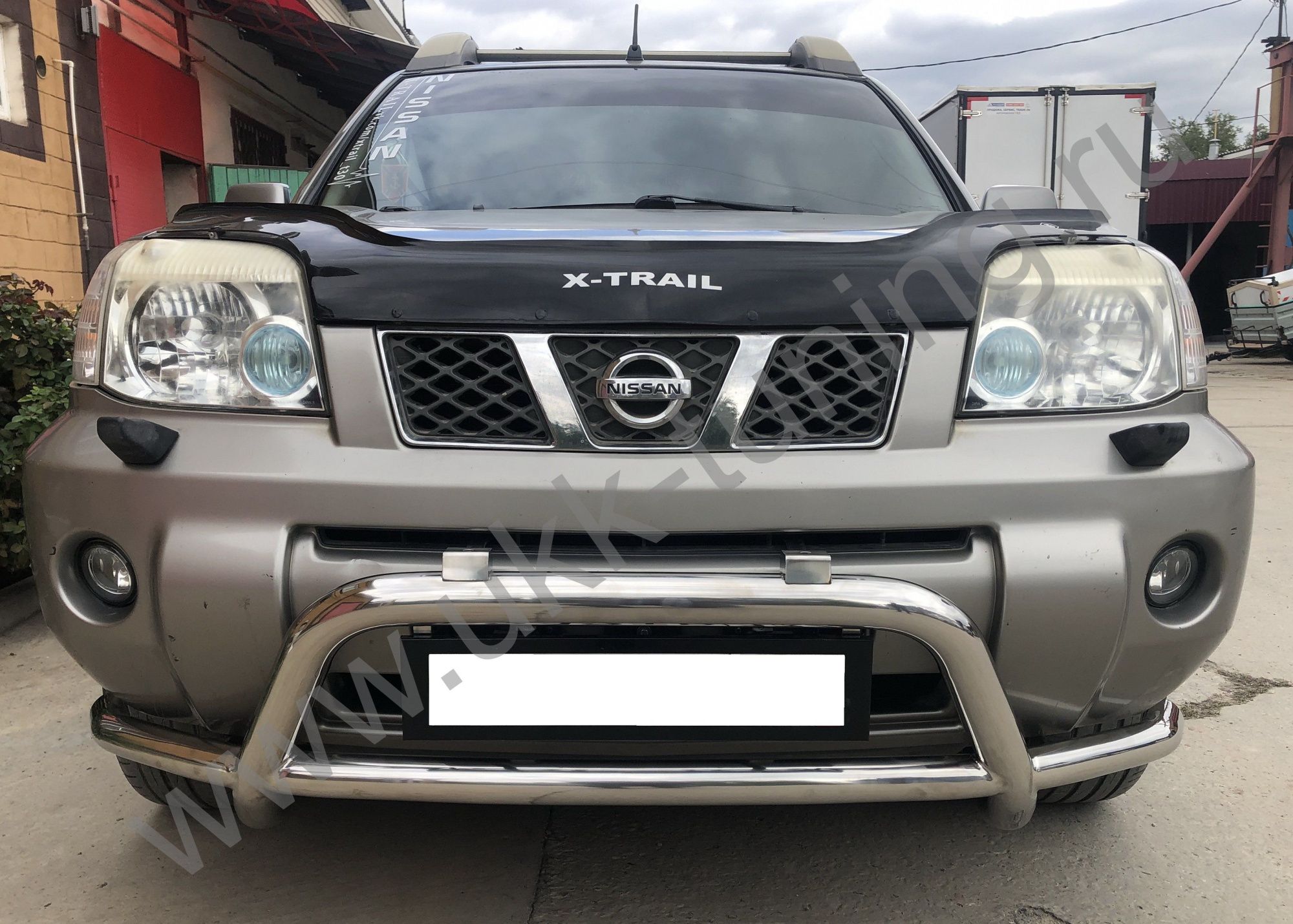 Защита переднего бампера со скобой Nissan X-trail 2004-2007 (Т30) Первое поколение (Рестайлинг) Защита переднего бампера со скобой Nissan X-trail 2004-2007 (Т30) Первое поколение (Рестайлинг)