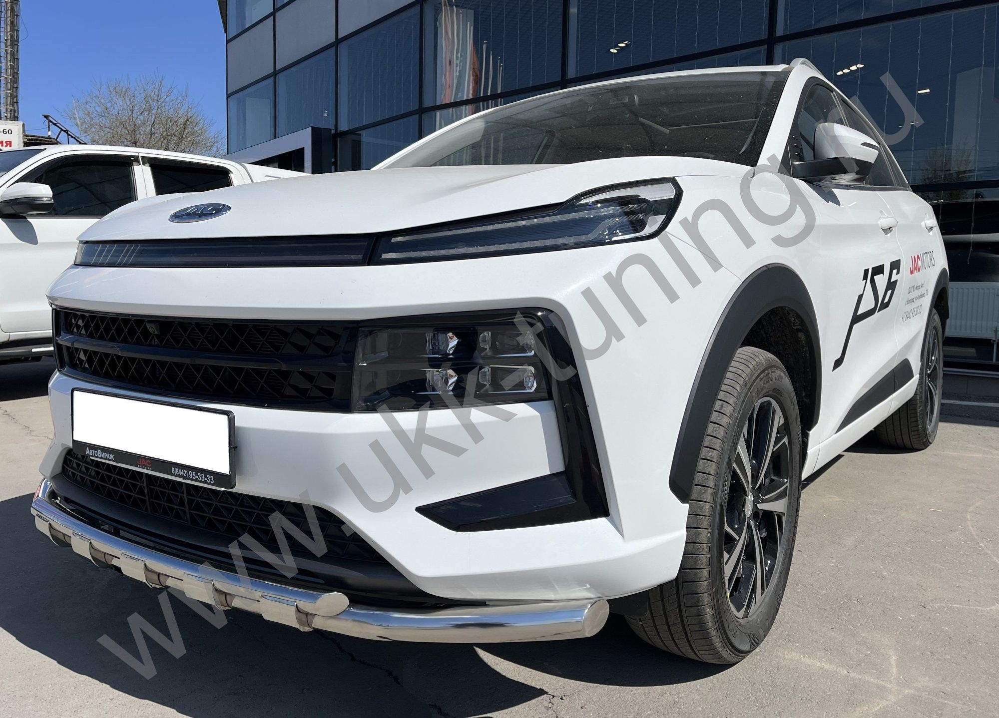 Защита переднего бампера двойная с перемычками JAC JS6 2022