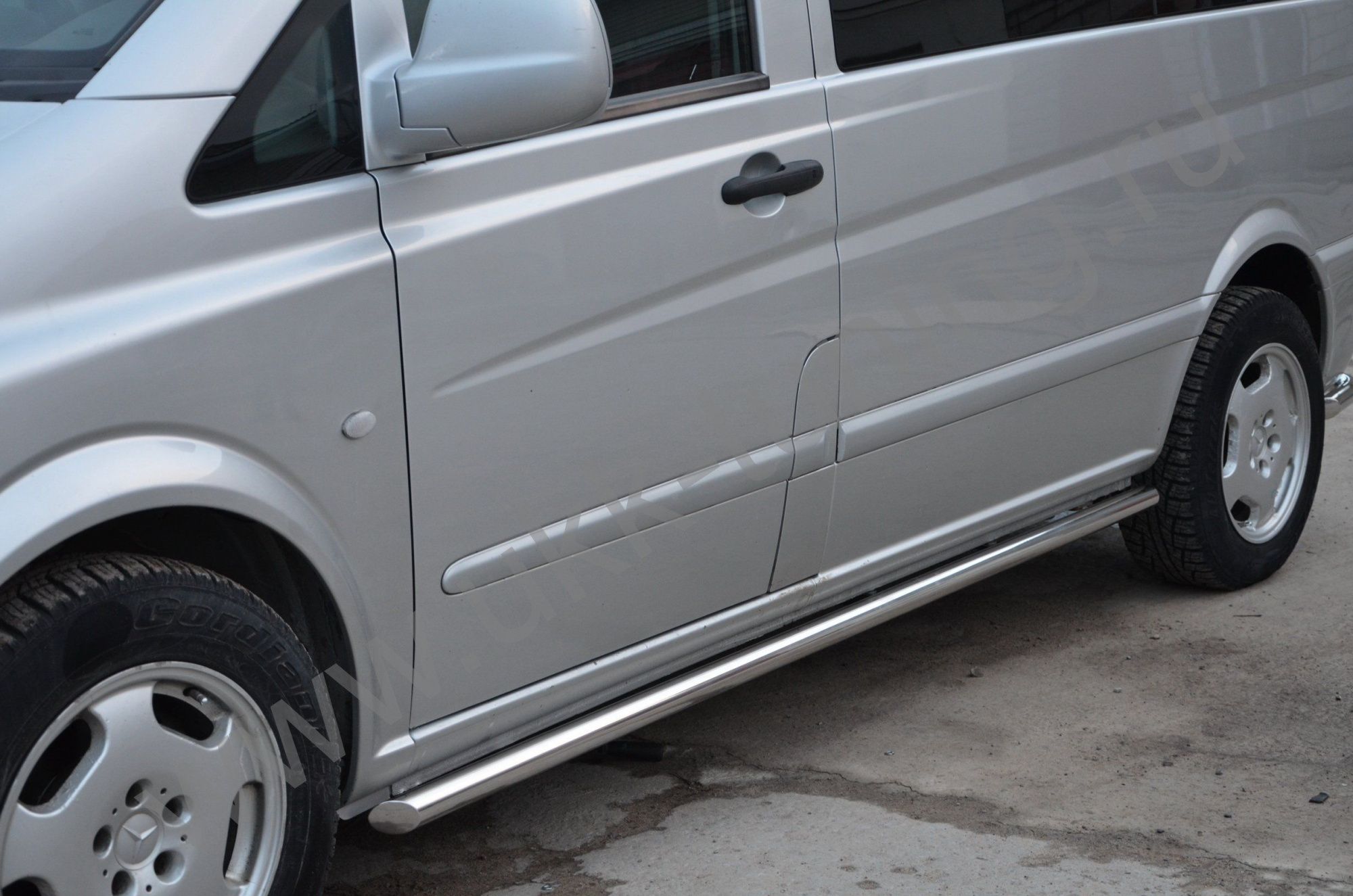 Защита штатного порога Mercedes-Benz Vito 2005-2014 (рестайлинг) Защита штатного порога Mercedes-Benz Vito 2005-2014 (рестайлинг)