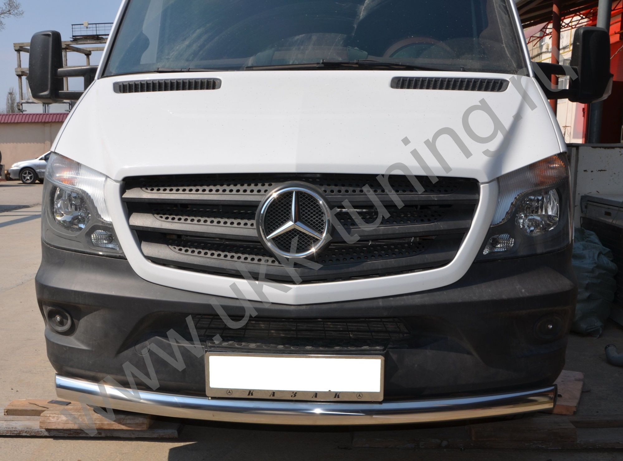 Защита переднего бампера Mercedes-Benz Sprinter с 2012 Защита переднего бампера Mercedes-Benz Sprinter с 2012