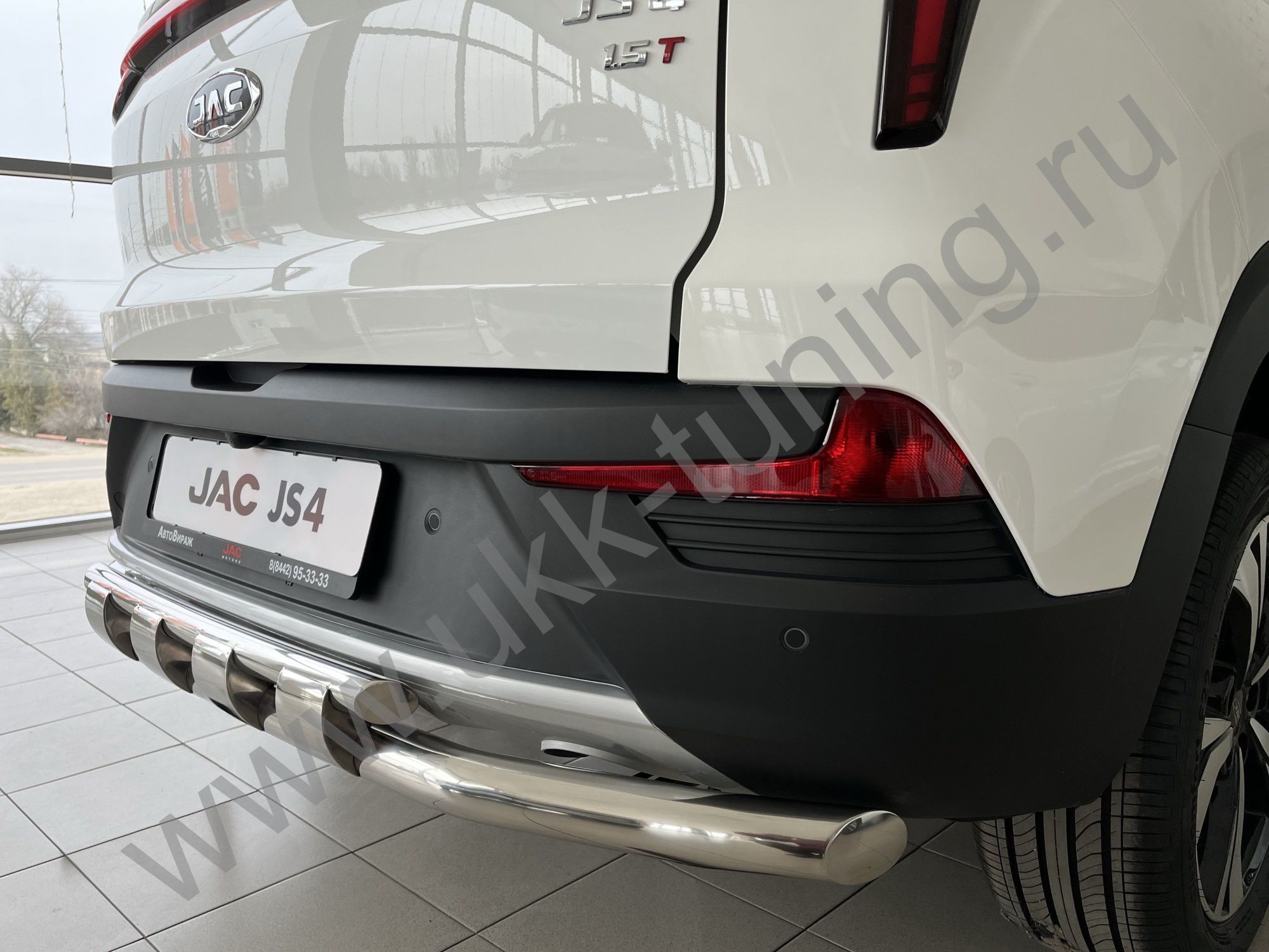 Защита заднего бампера двойная с перемычками JAC JS4 с 2022