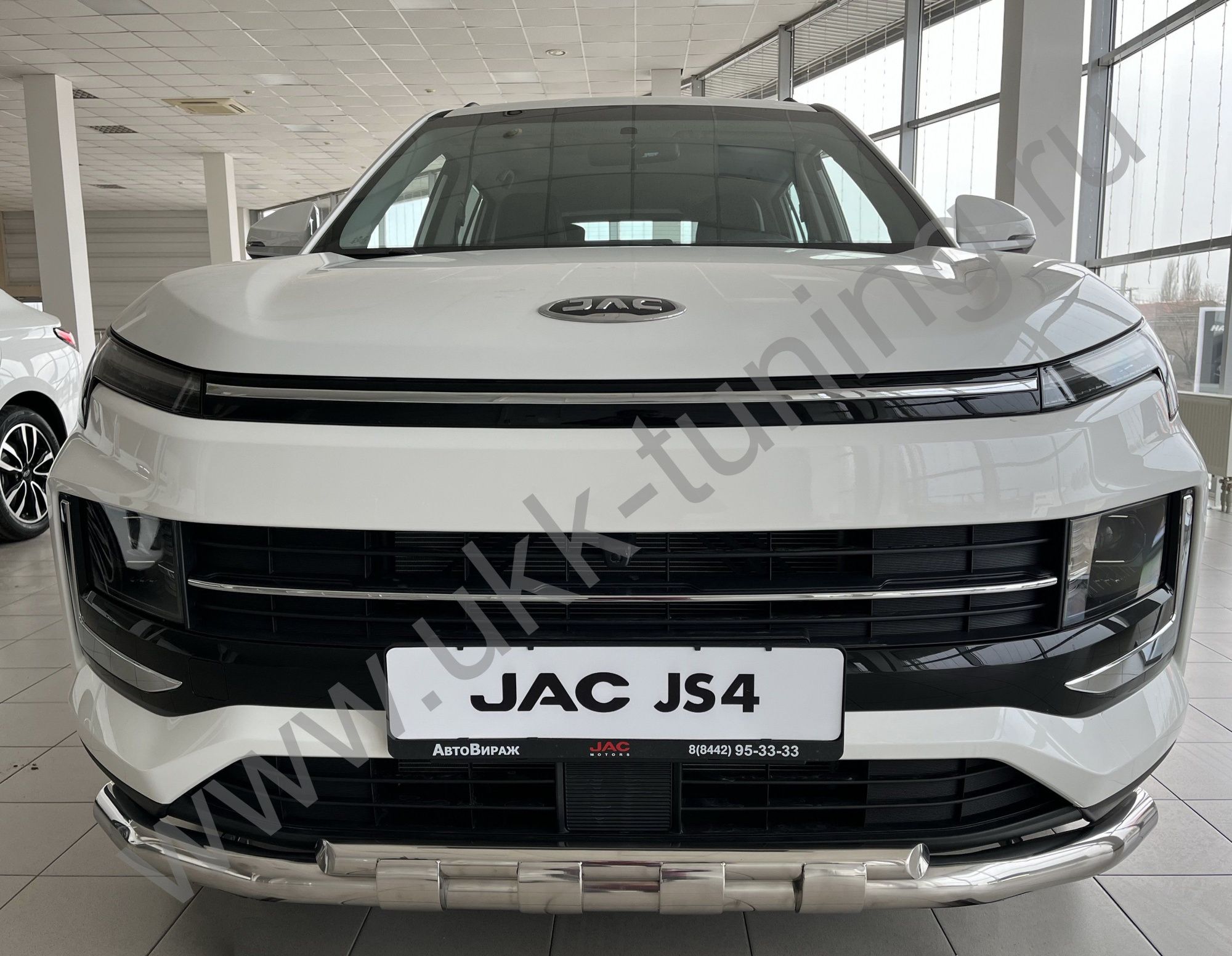 Защита переднего бампера двойная с перемычками JAC JS4 с 2022 Защита переднего бампера двойная с перемычками JAC JS4 с 2022