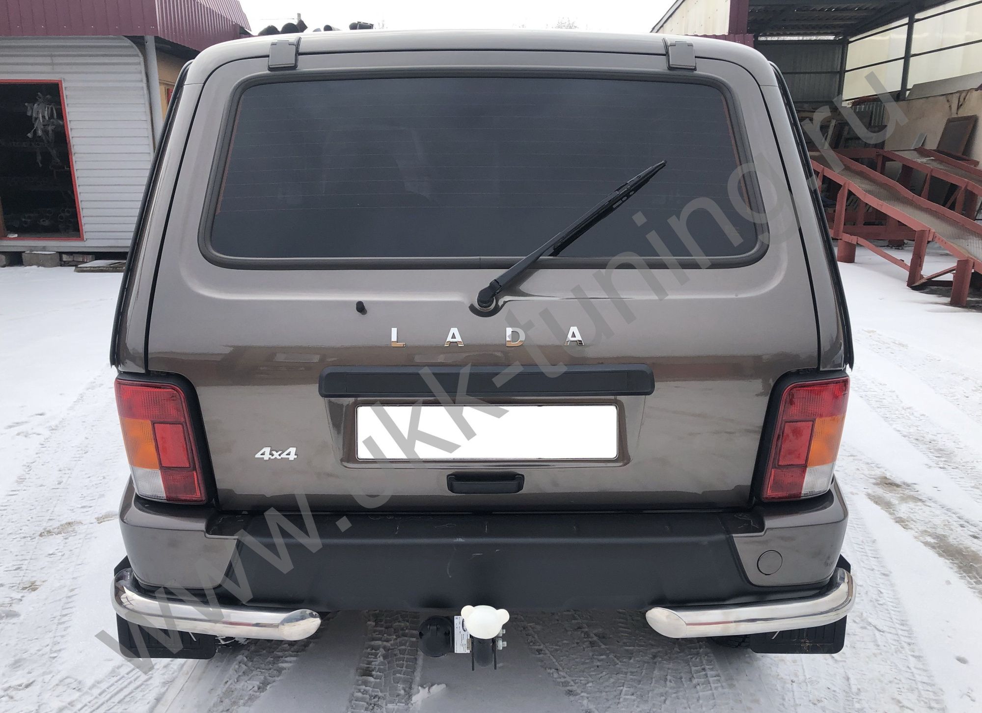 Защита заднего бампера угловая Lada Niva 2121 УРБАН с 2014 Защита заднего бампера угловая Lada Niva 2121 УРБАН с 2014