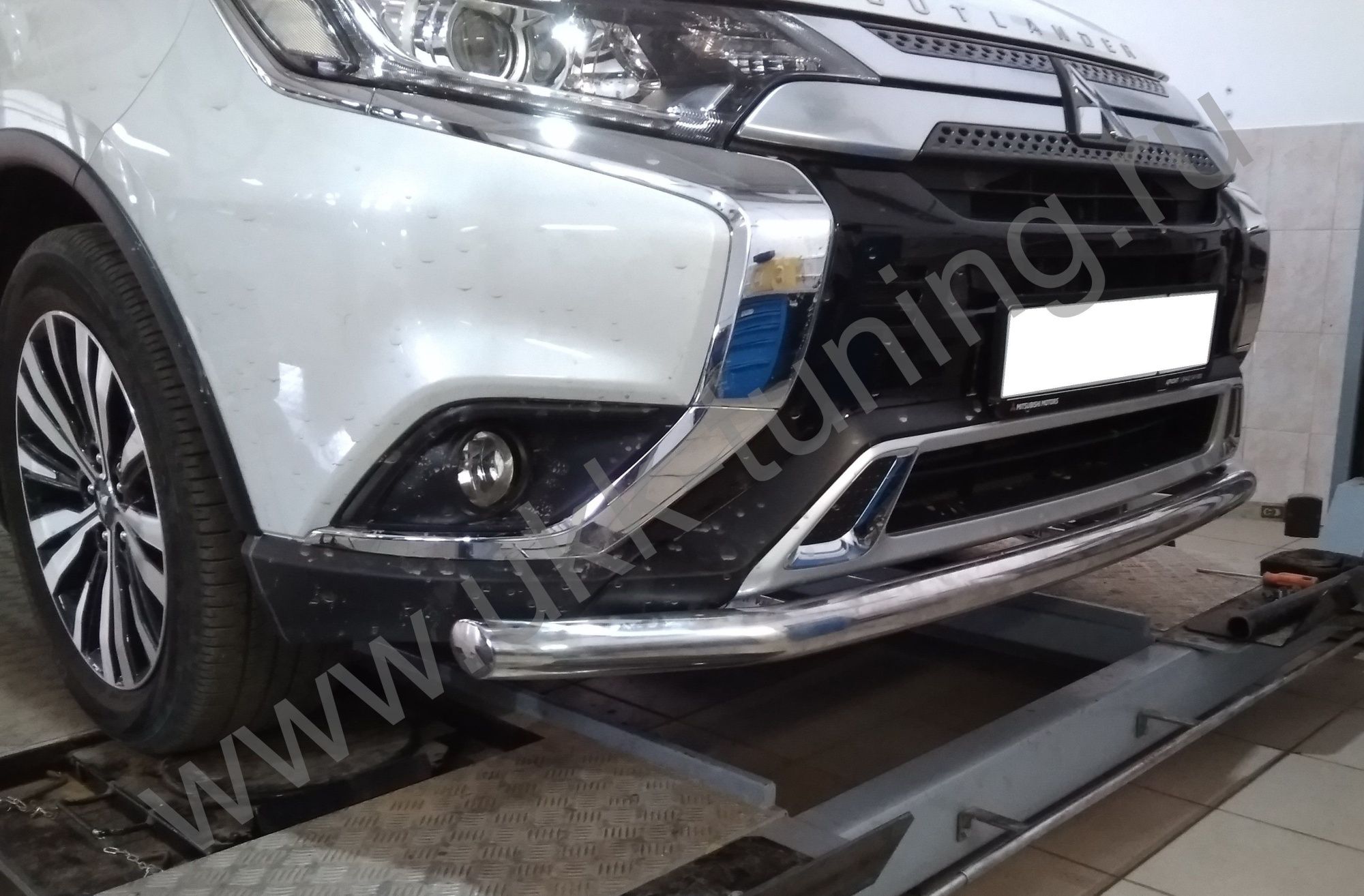 Защита переднего бампера MITSUBISHI Outlander с 2019 Защита переднего бампера MITSUBISHI Outlander с 2019
