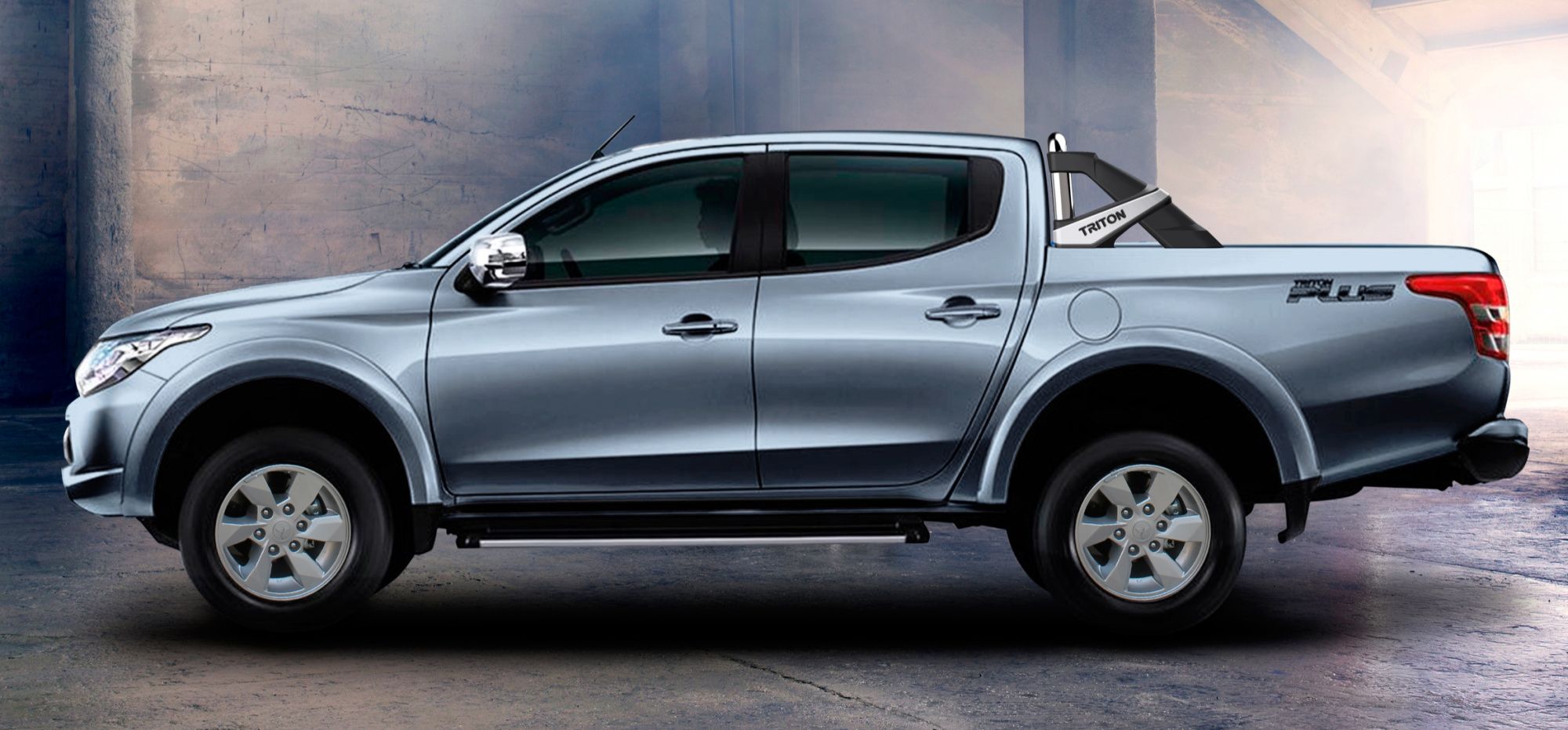 Боковые подножки Mitsubishi L200 с 2015-2019  Боковые подножки Mitsubishi L200 с 2015-2019