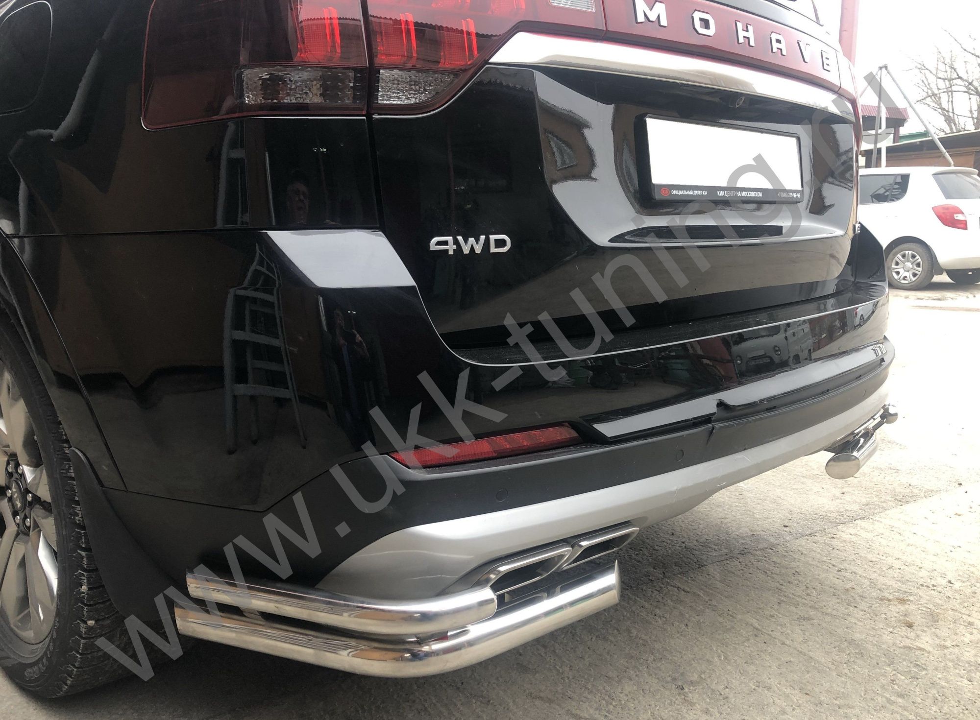 Защита заднего бампера Kia Mohave с 2021 угловая двойная