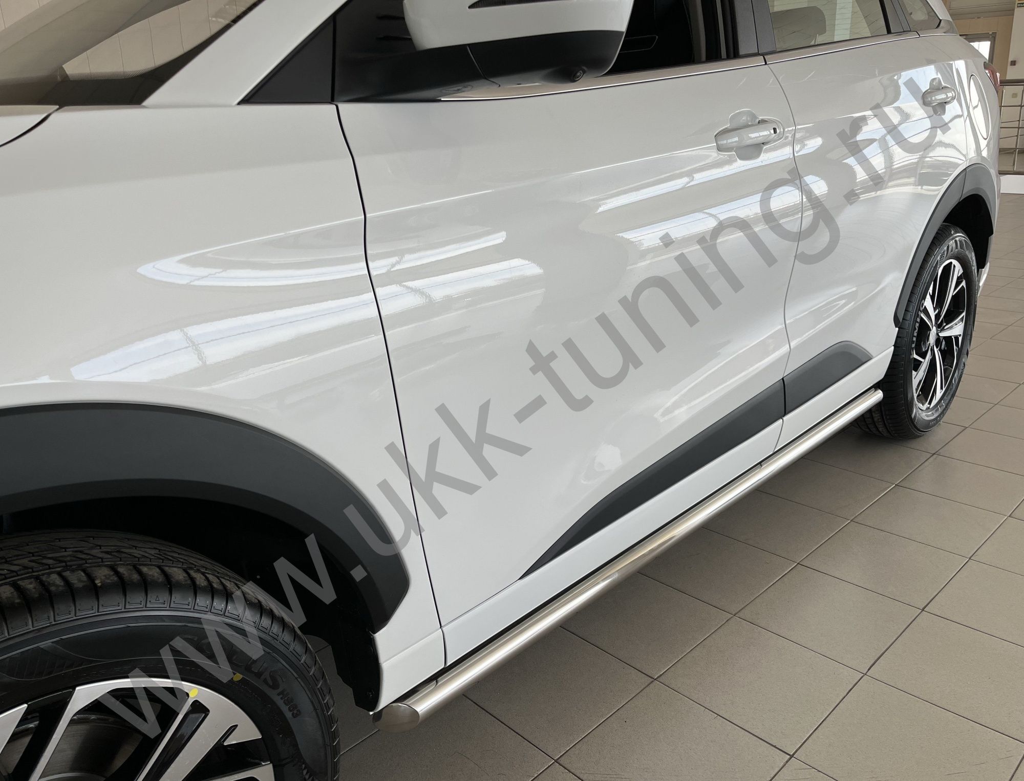 Защита штатного порога труба JAC JS6 2022