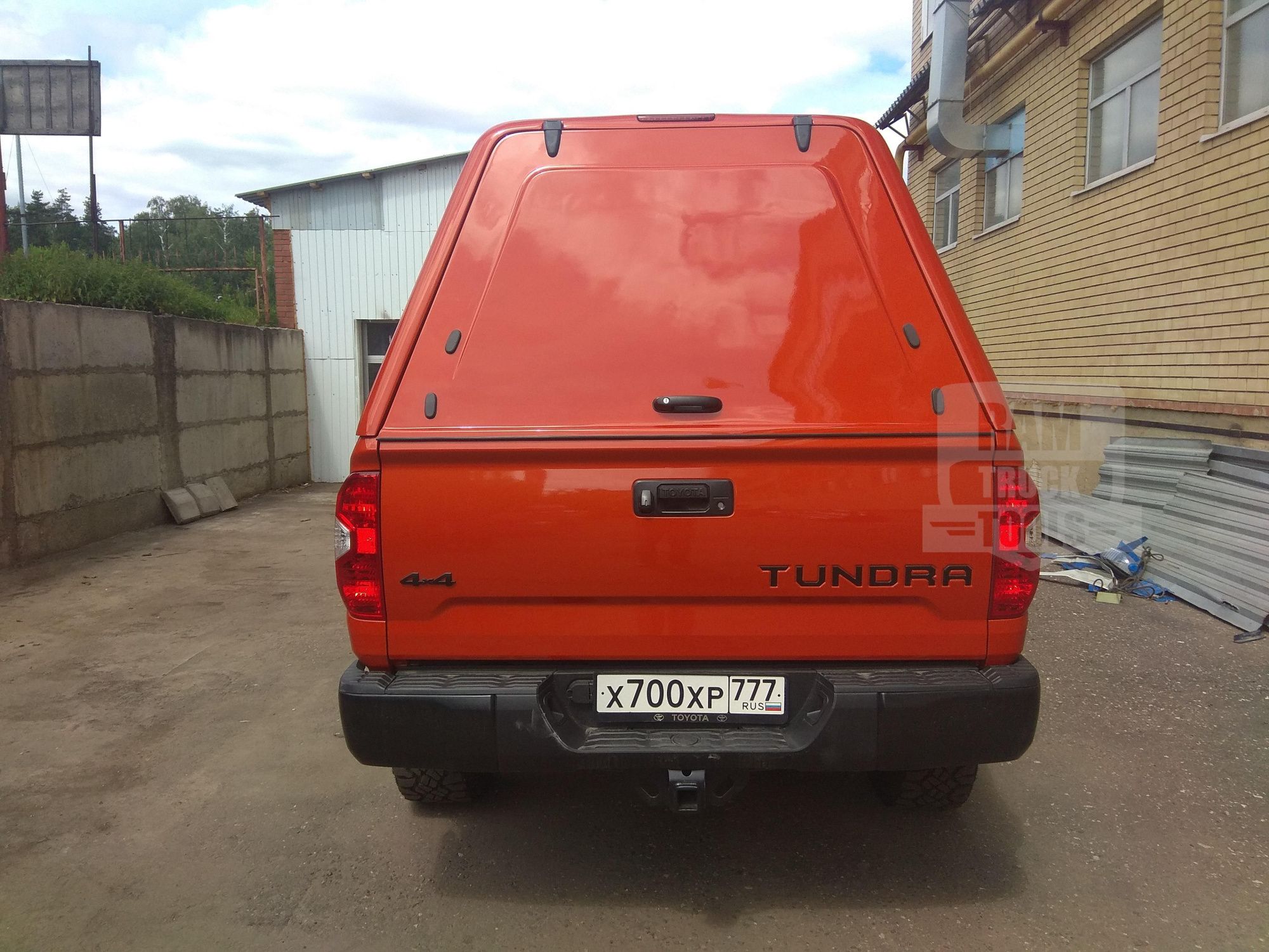 Кунг TOYOTA TUNDRA 8 футов с 2014 RT(TТ-4) 3 поколение Кунг TOYOTA TUNDRA 8 футов с 2014 RT(TТ-4) 3 поколение