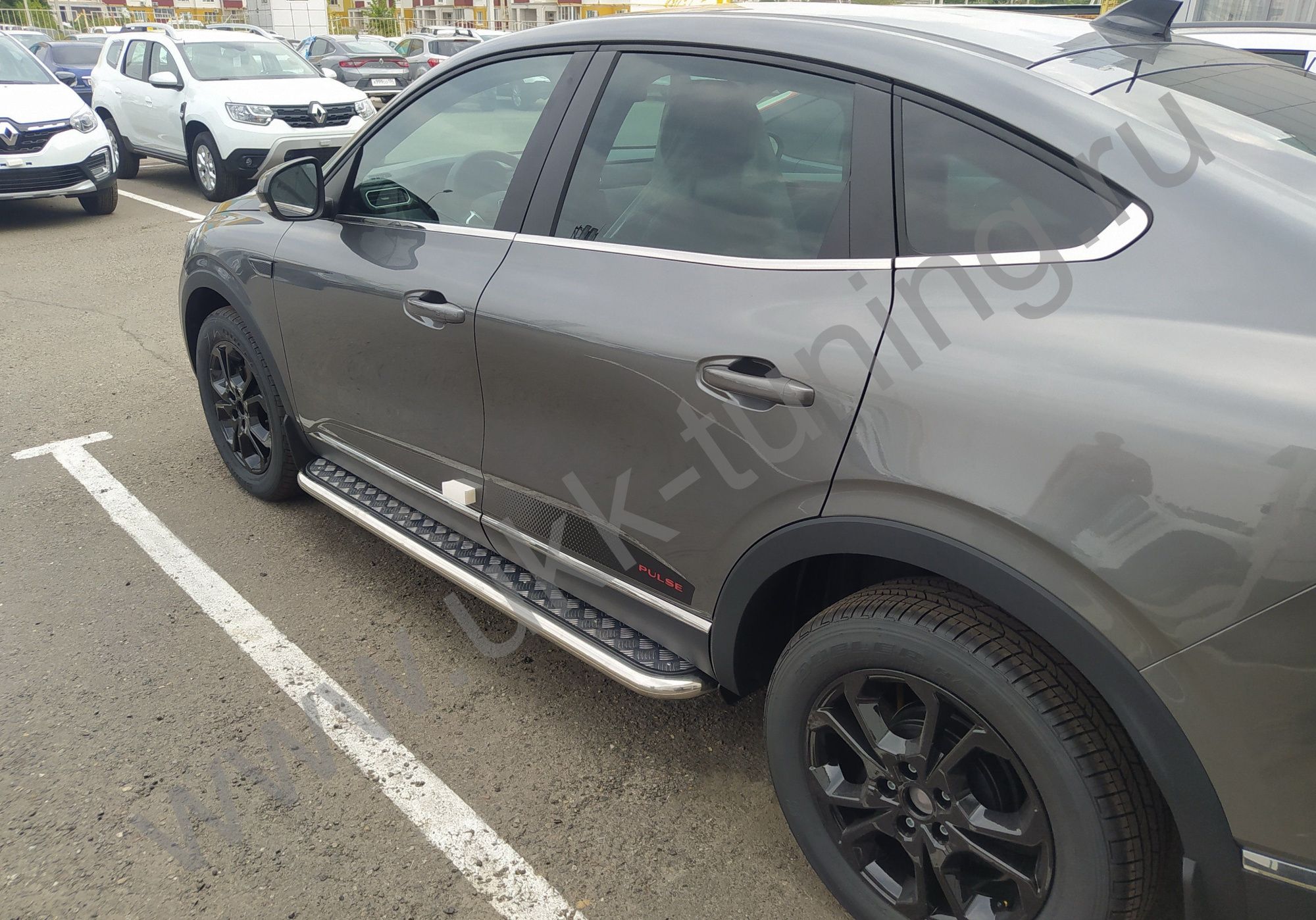 Пороги с накладным листом RENAULT Arkana с 2018