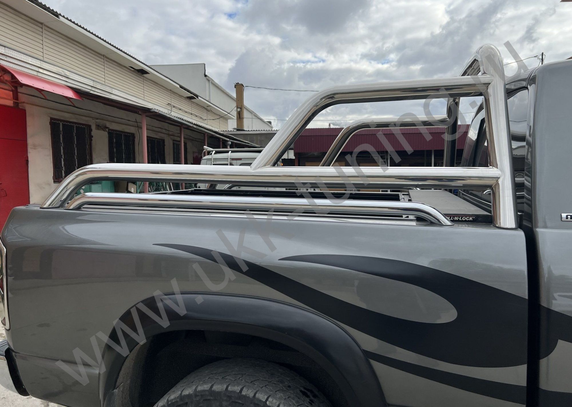 Защитные дуги в кузов Dodge RAM 2500 Mega Cab 2004-2010