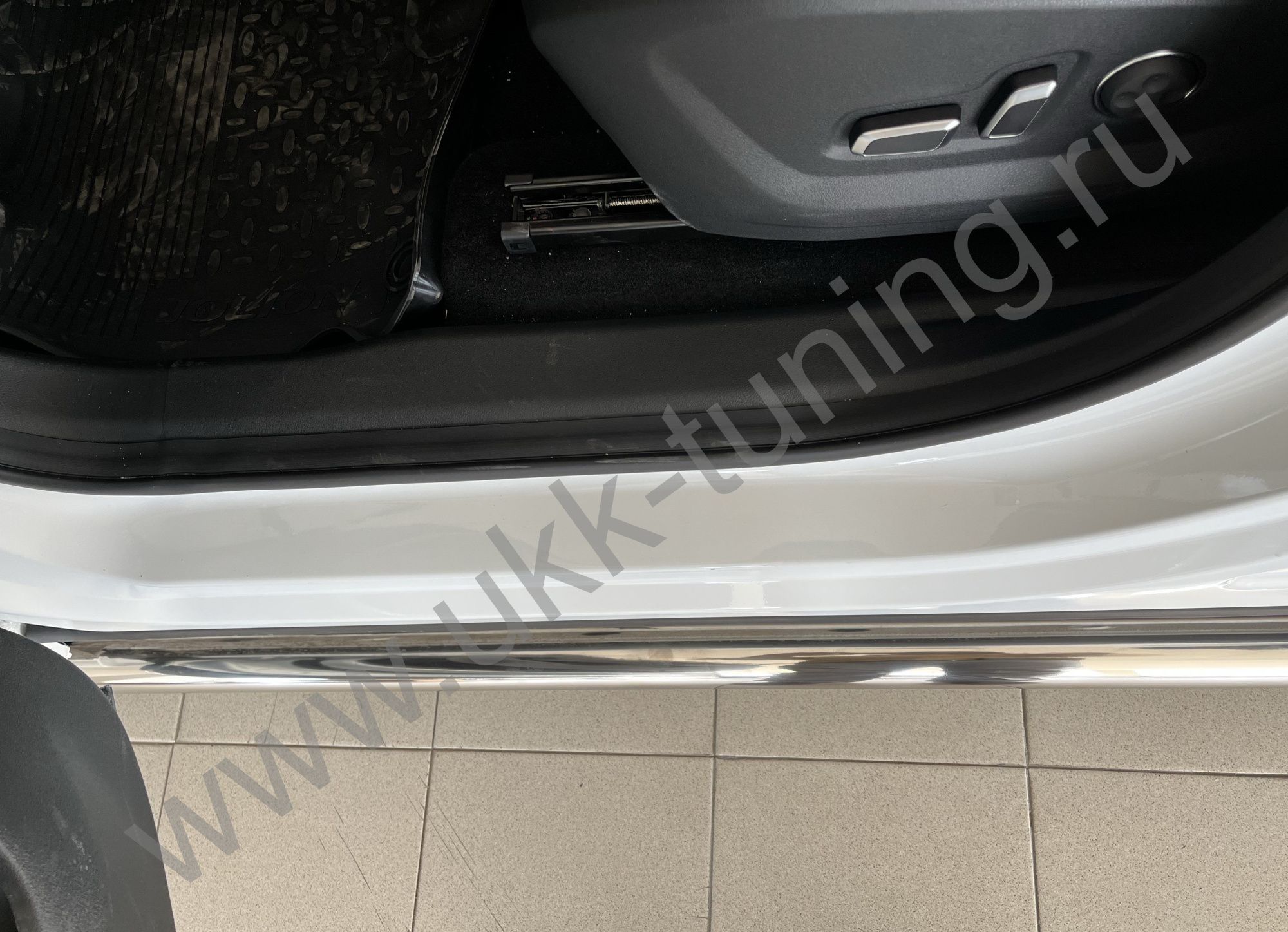 Защита штатного порога труба JAC JS6 2022