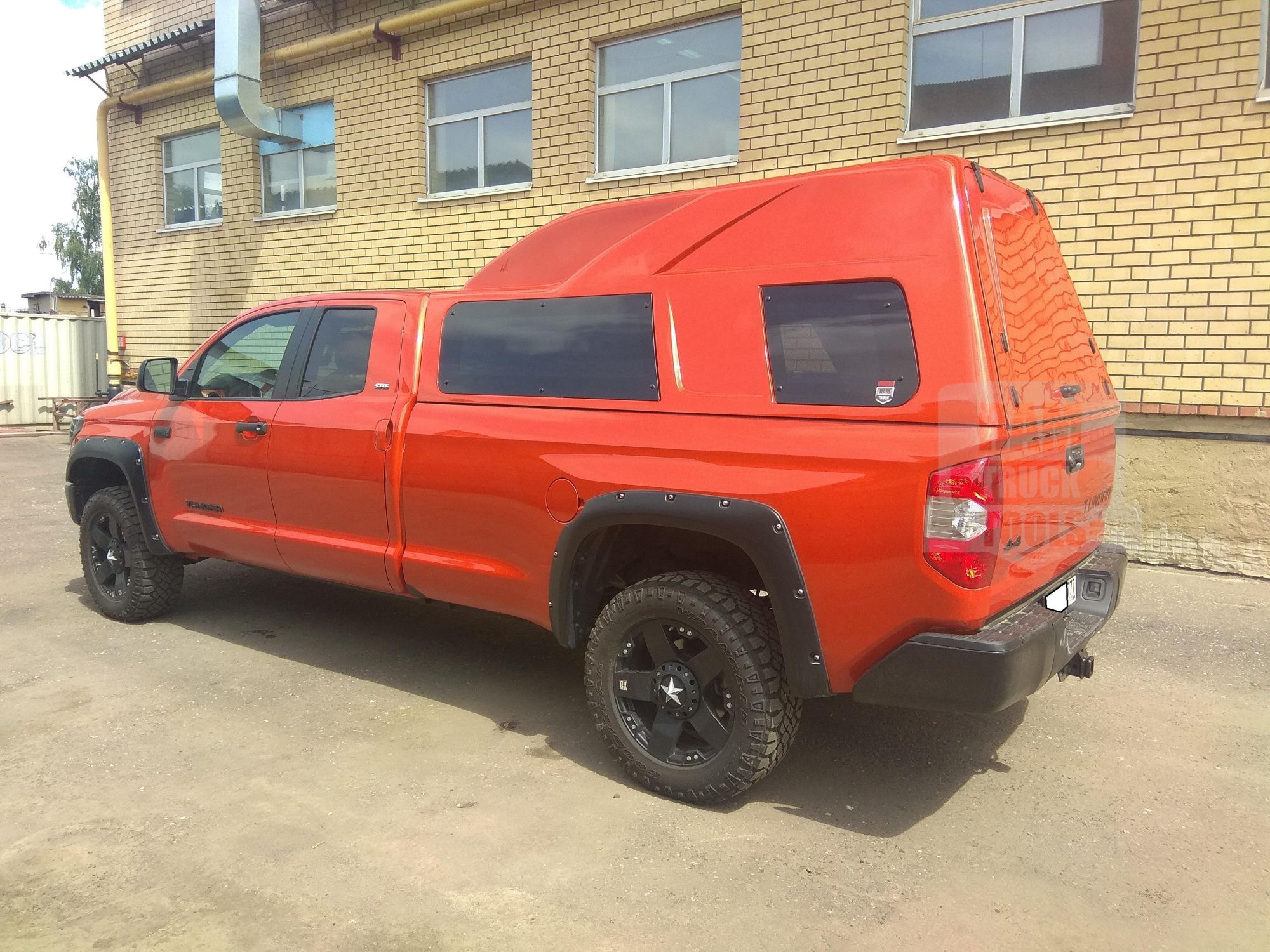 Кунг TOYOTA TUNDRA 8 футов с 2014 RT(TТ-4) 3 поколение Кунг TOYOTA TUNDRA 8 футов с 2014 RT(TТ-4) 3 поколение