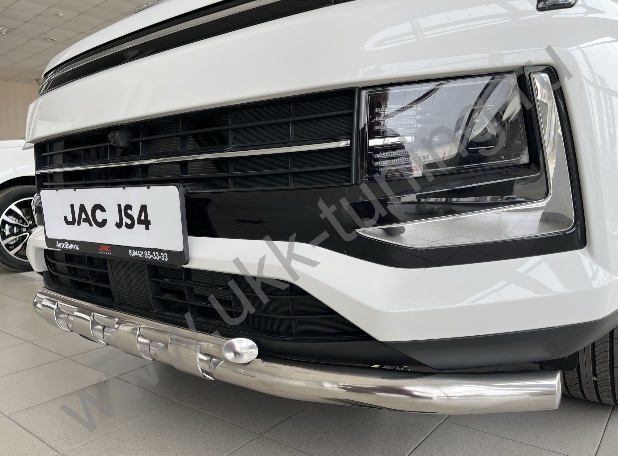 Защита переднего бампера двойная с перемычками JAC JS4 с 2022 Защита переднего бампера двойная с перемычками JAC JS4 с 2022