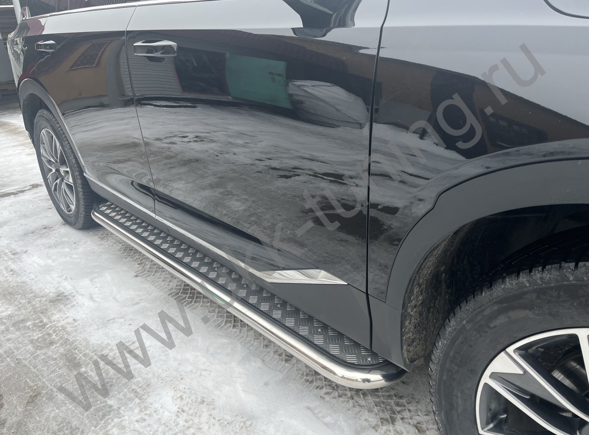 Боковые подножки GAC GS8 с 2023 с накладным листом