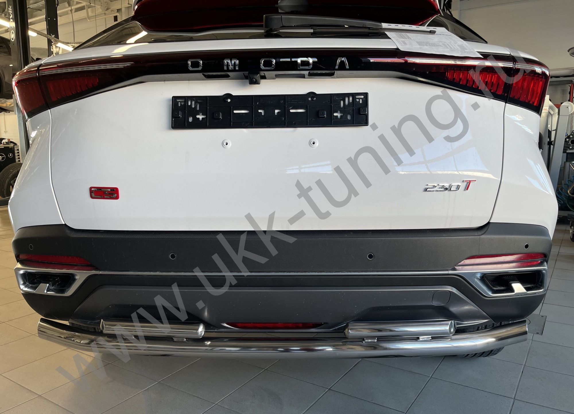 Защита заднего бампера двойная Chery Omoda C5 с 2022