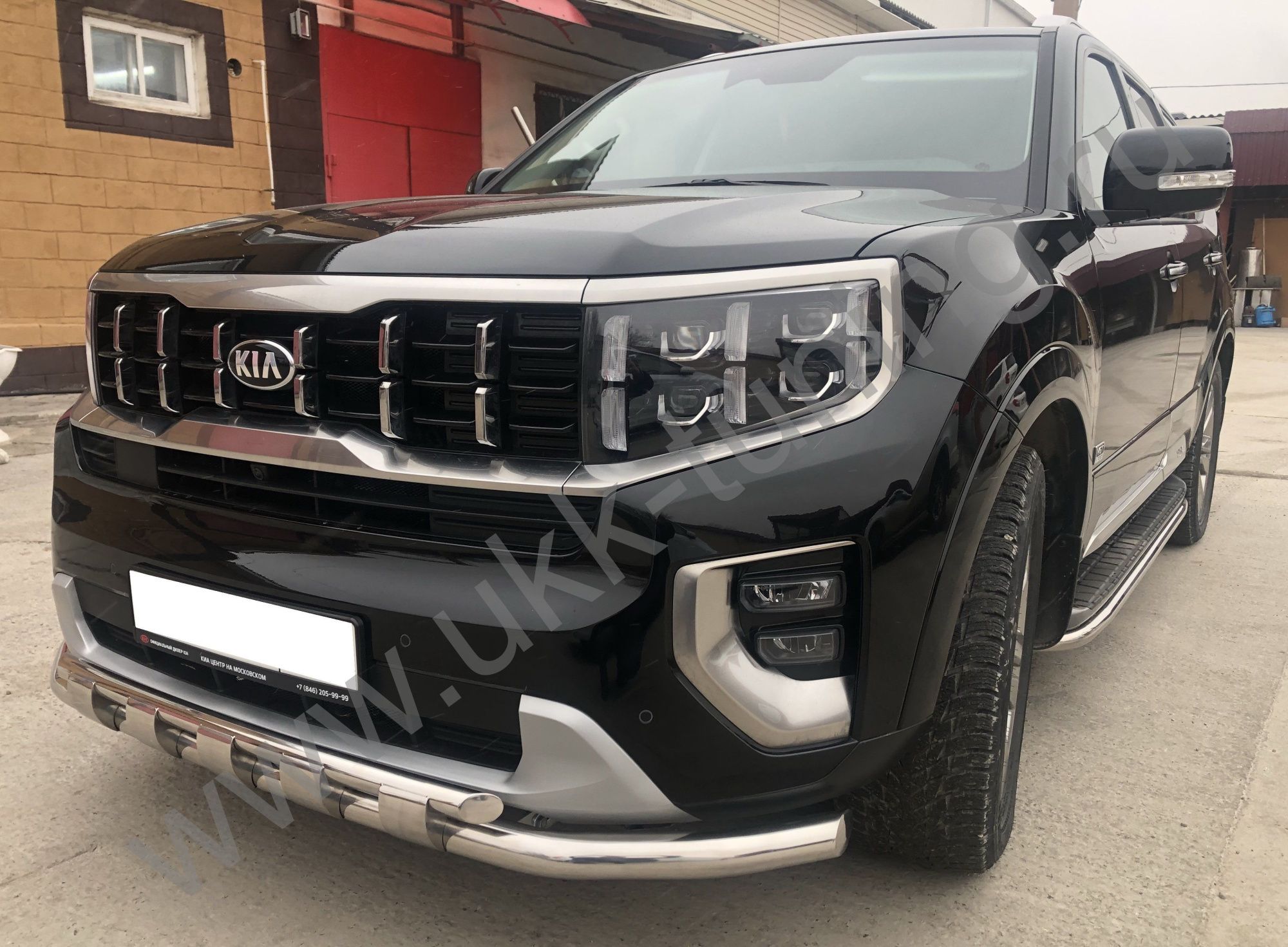 Боковые подножки Kia Mohave с 2021 труба