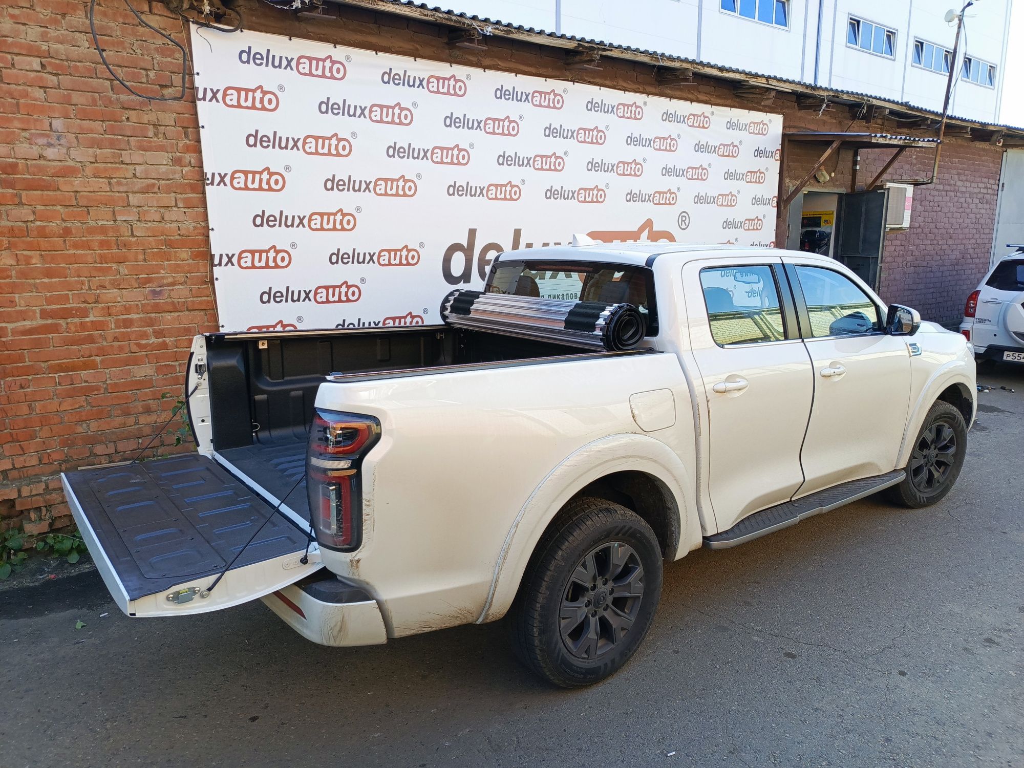 Крышка кузова Great Wall Poer с 2021 рулонная, алюминиевая Крышка кузова Great Wall Poer с 2021 рулонная, алюминиевая