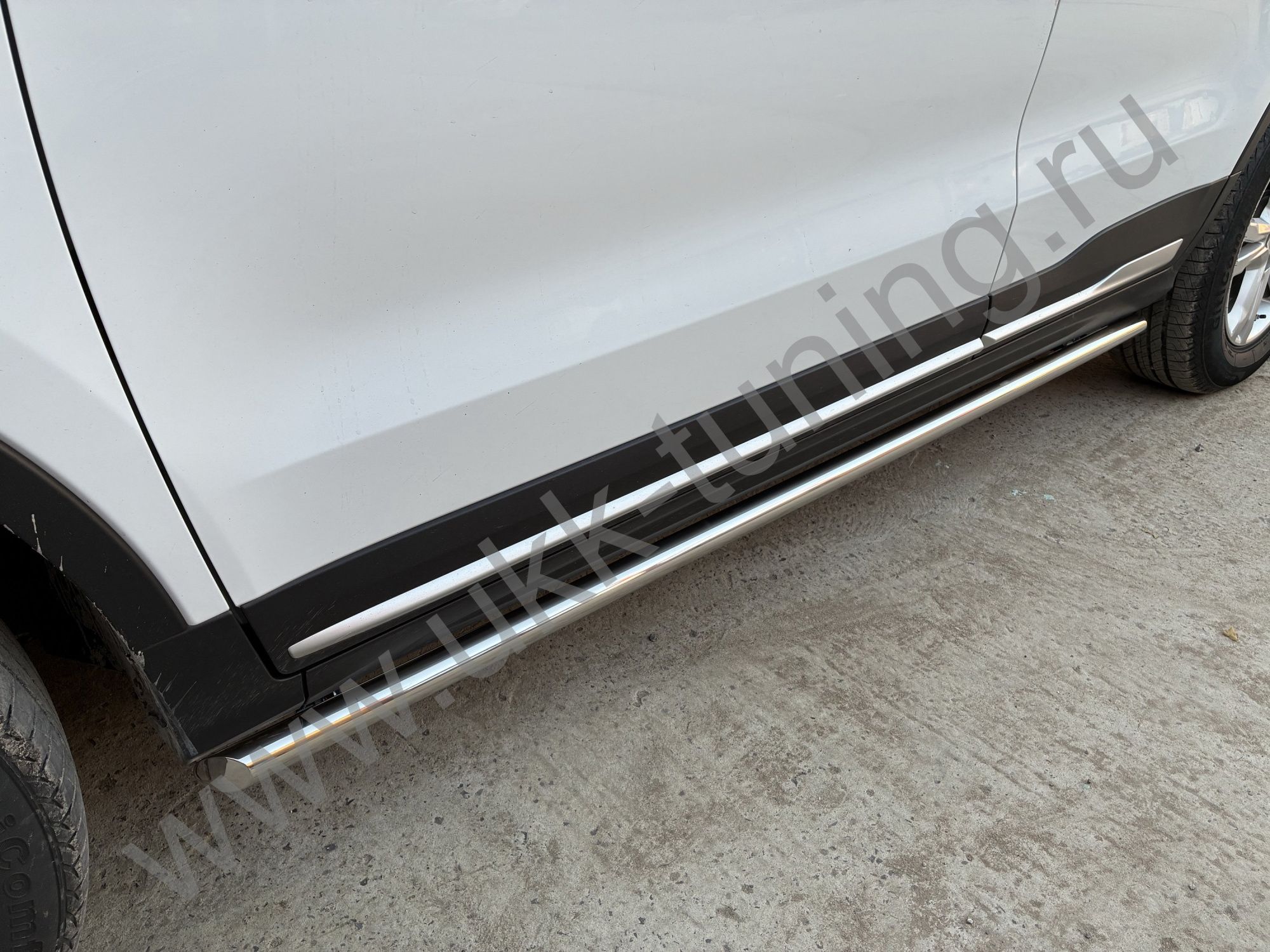 Боковые подножки Belgee X70 с 2021 труба