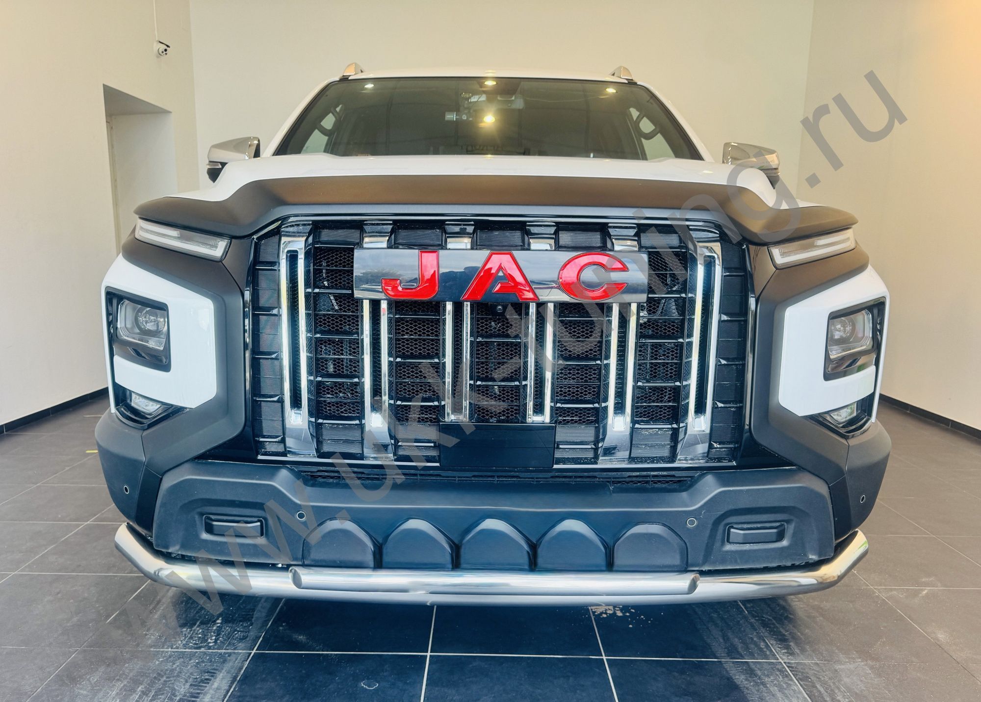 Защита переднего бампера двойная JAC T9 с 2021