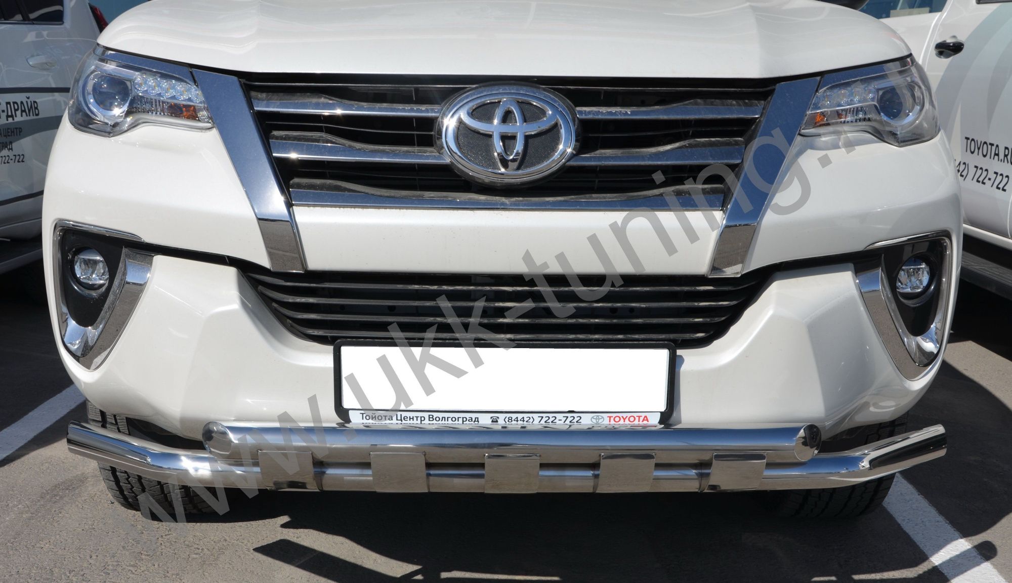 Защита переднего бампера двойная с перемычками TOYOTA Fortuner с 2017 Защита переднего бампера двойная с перемычками TOYOTA Fortuner с 2017