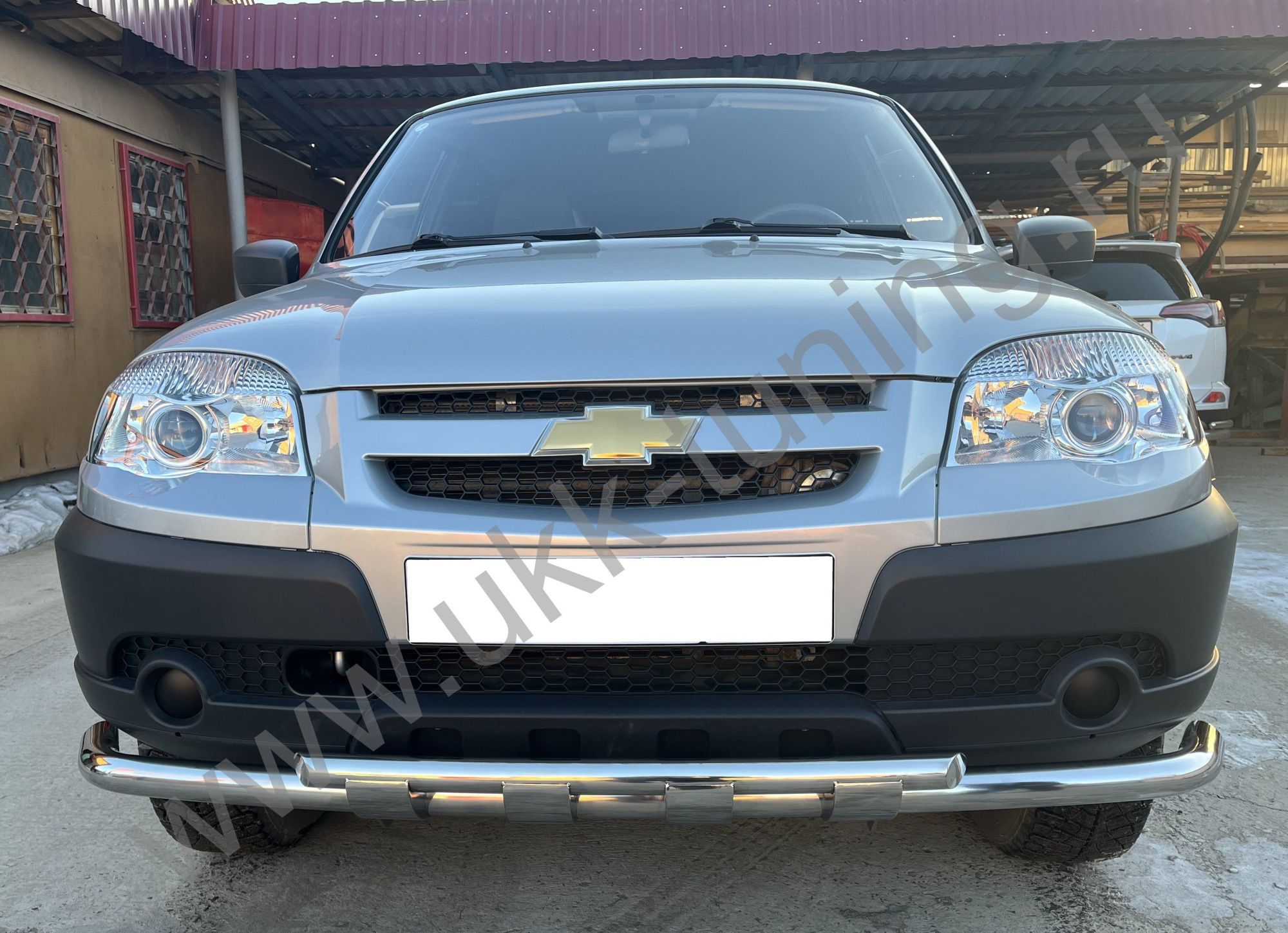 Защита переднего бампера двойная с перемычками с подгибами Chevrolet Niva с 2010 Защита переднего бампера двойная с перемычками с подгибами Chevrolet Niva с 2010