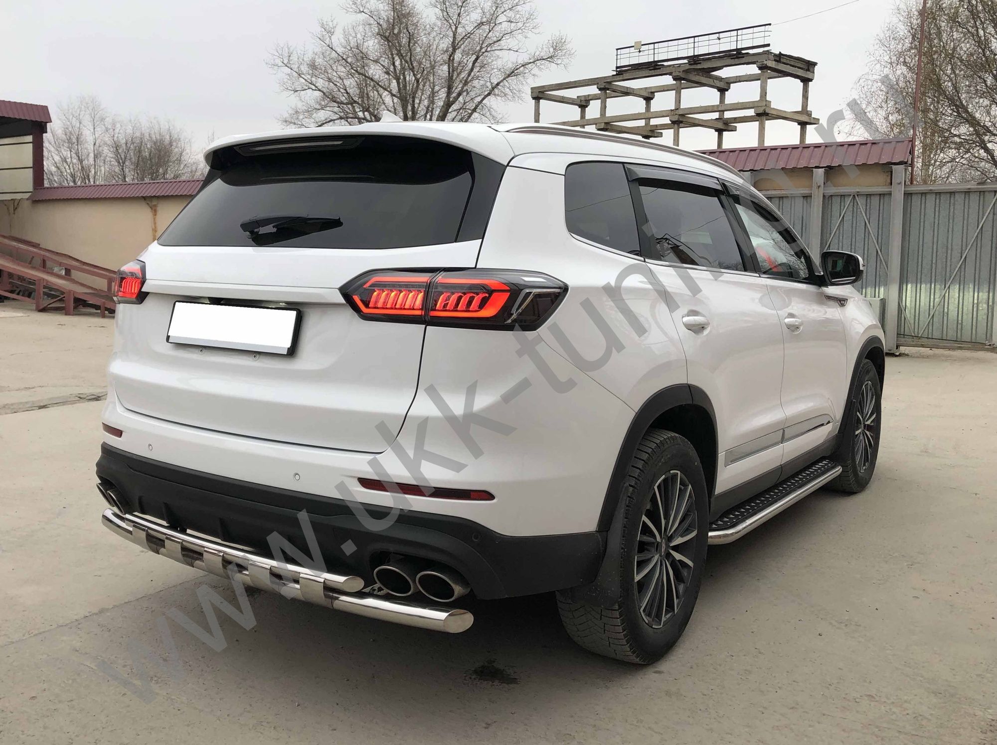 Боковые подножки Xcite X-Cross 8 с 2025 с накладным листом