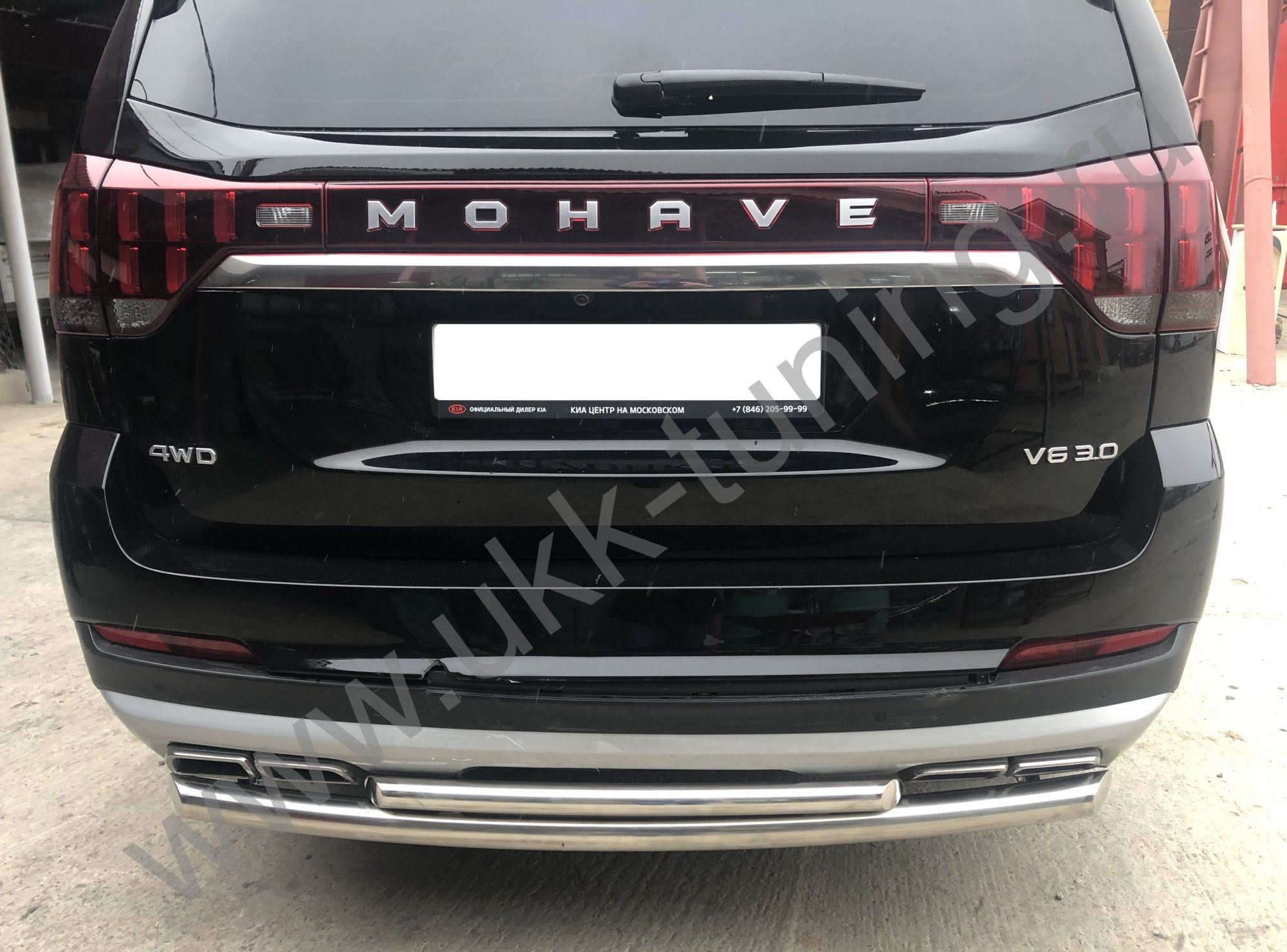 Защита заднего бампера Kia Mohave с 2021 двойная