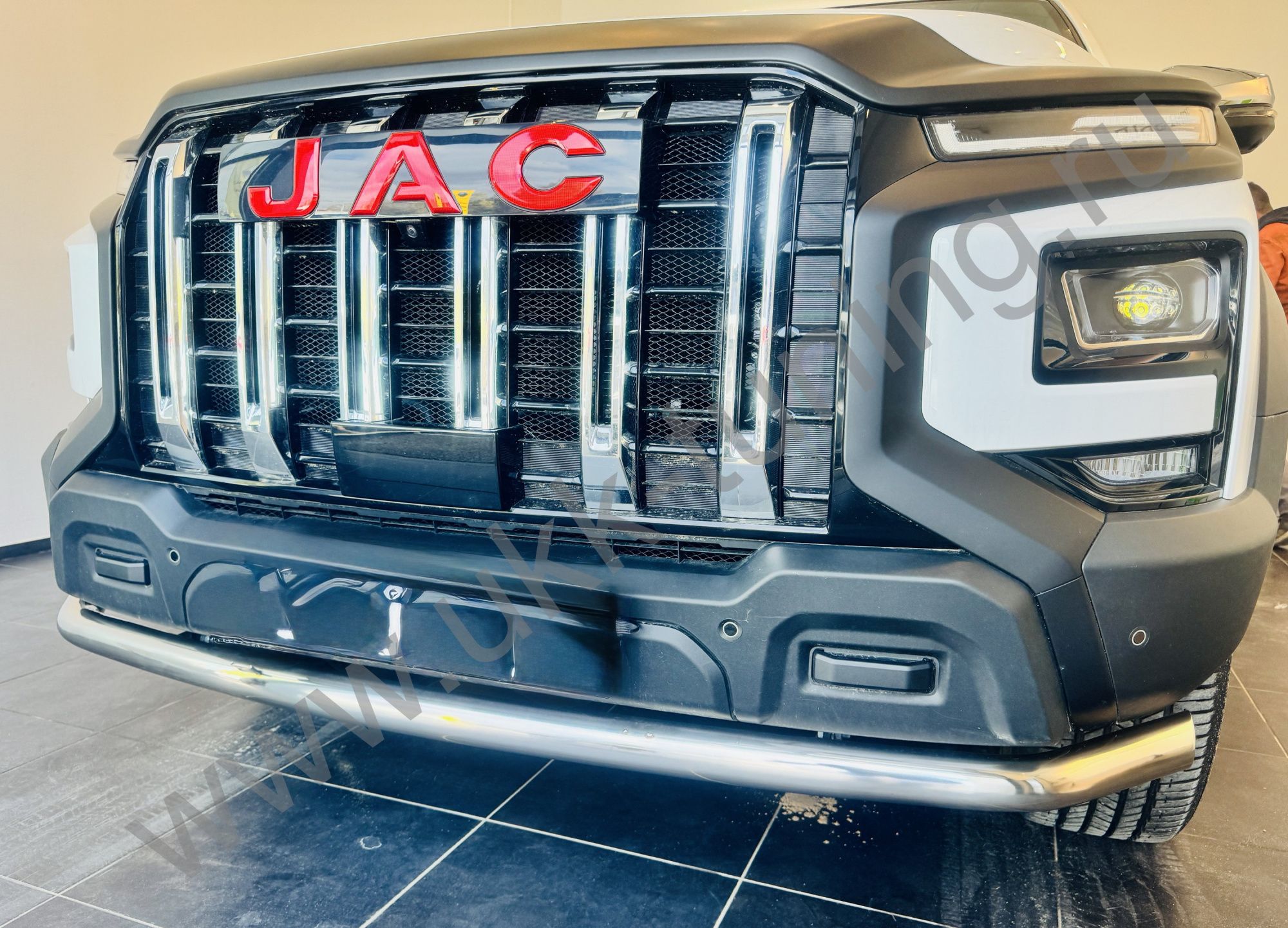 Защита переднего бампера JAC T9 с 2021