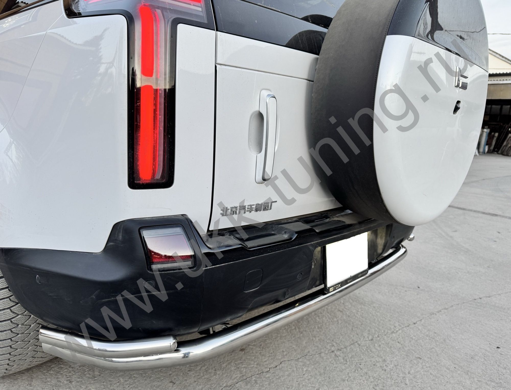 Защита заднего бампера угловая большая двойная ROX 01