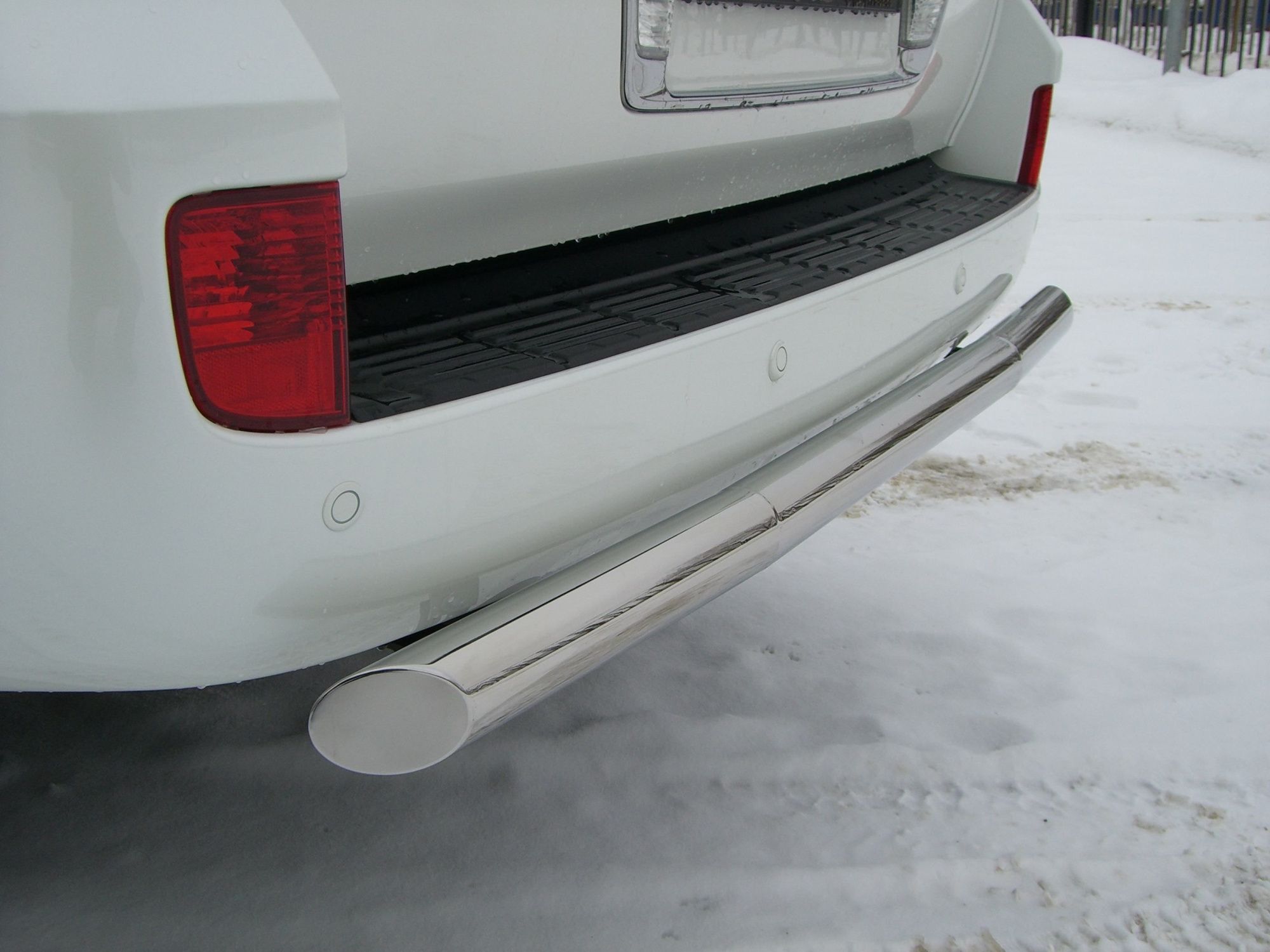 Lexus LX 570 2007-2011 защита заднего бампера d76 LLZ-000268