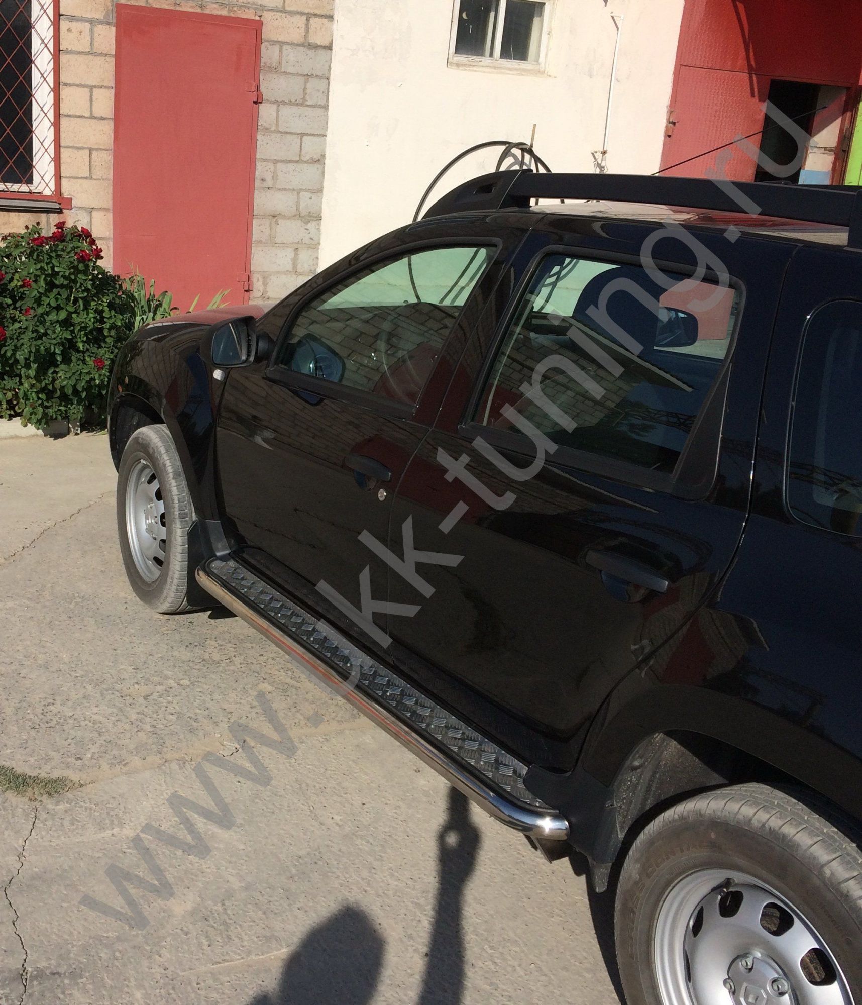 Пороги с накладным листом Nissan Terrano с 2015