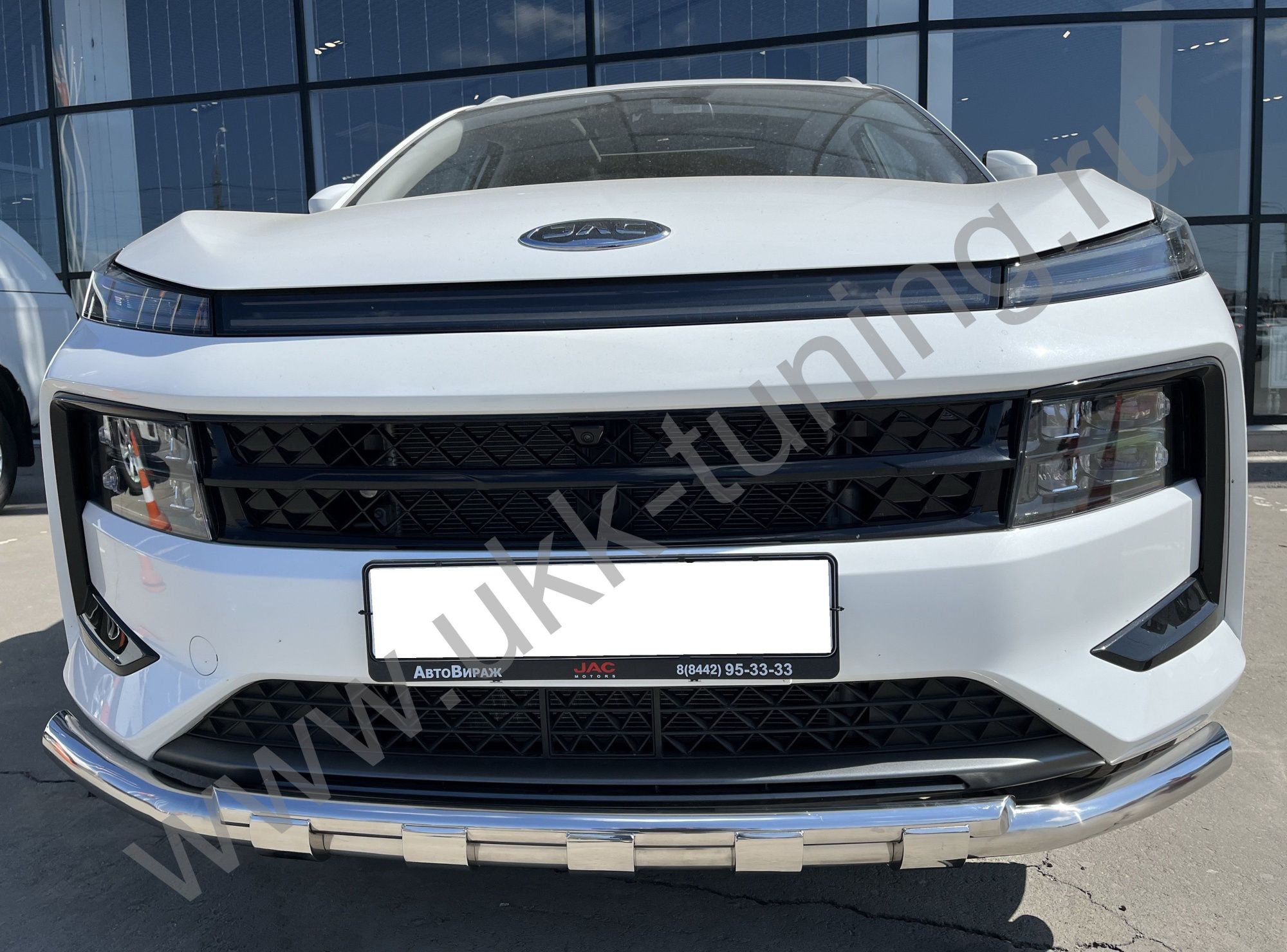 Защита переднего бампера двойная с перемычками JAC JS6 2022
